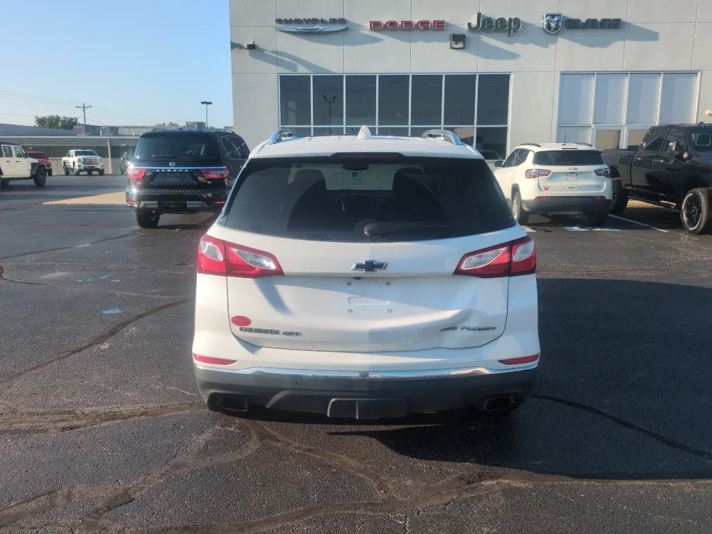 Used 2019 Summit White Chevrolet Premier image 6