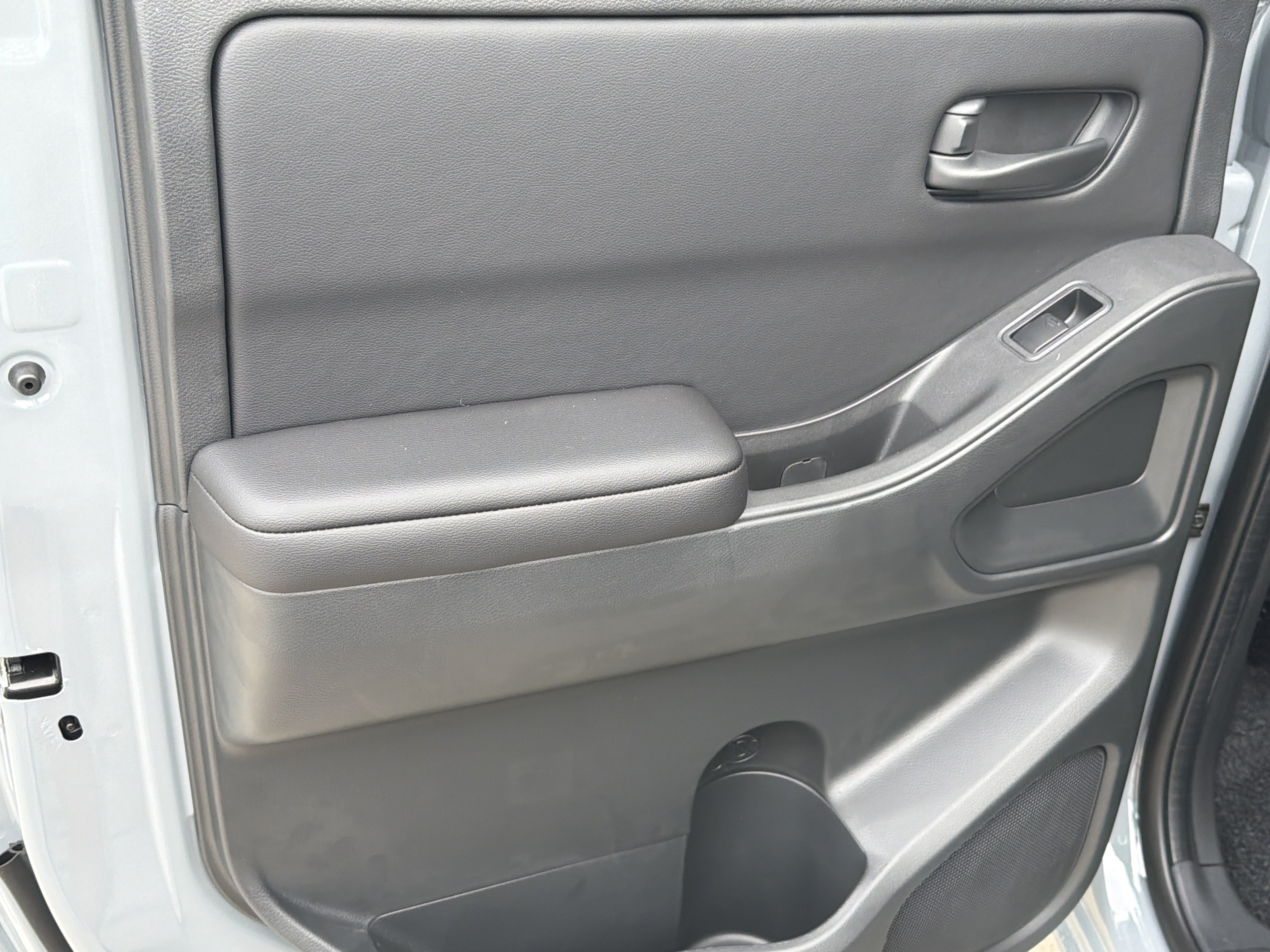 New 2026 Boulder Gray Pearl Nissan SV image 22