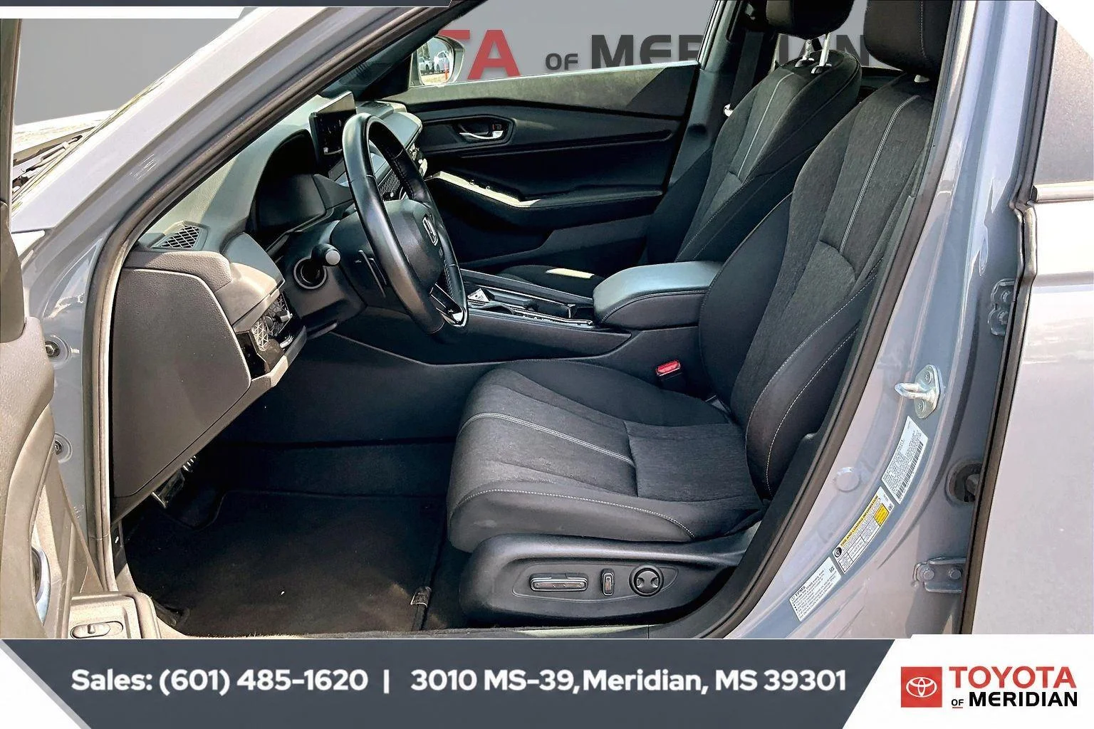 Used 2025 Urban Gray Pearl Honda Sport image 18