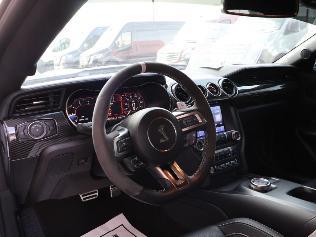Used 2022 Oxford White Ford Shelby GT500 image 18