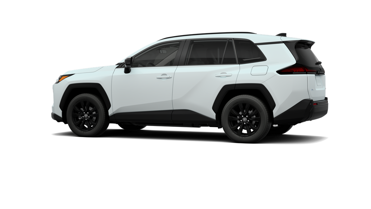 New 2026 Wind Chill Pearl Toyota XLE Premium image 5