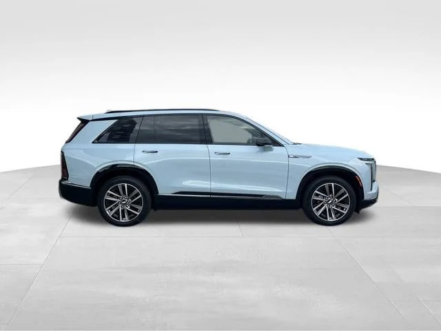 2026 Cadillac VISTIQ Sport - Photo 8