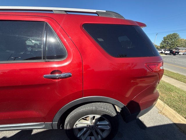 Used 2013 Red Ford XLT image 8