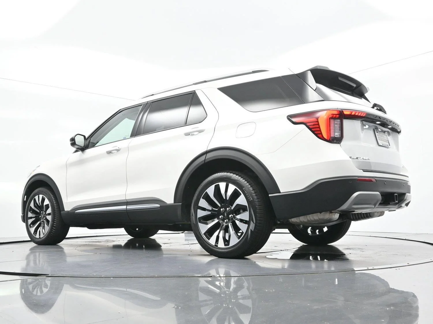 Used 2026 White Ford Platinum image 46