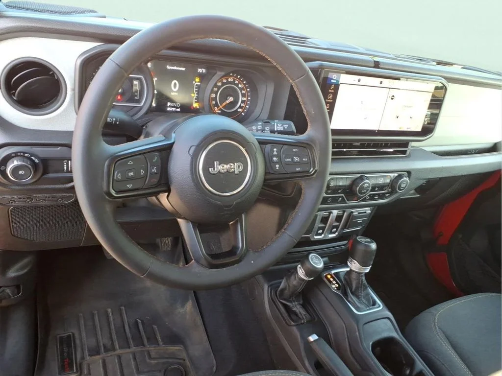Used 2024 Red Jeep Sport S image 18