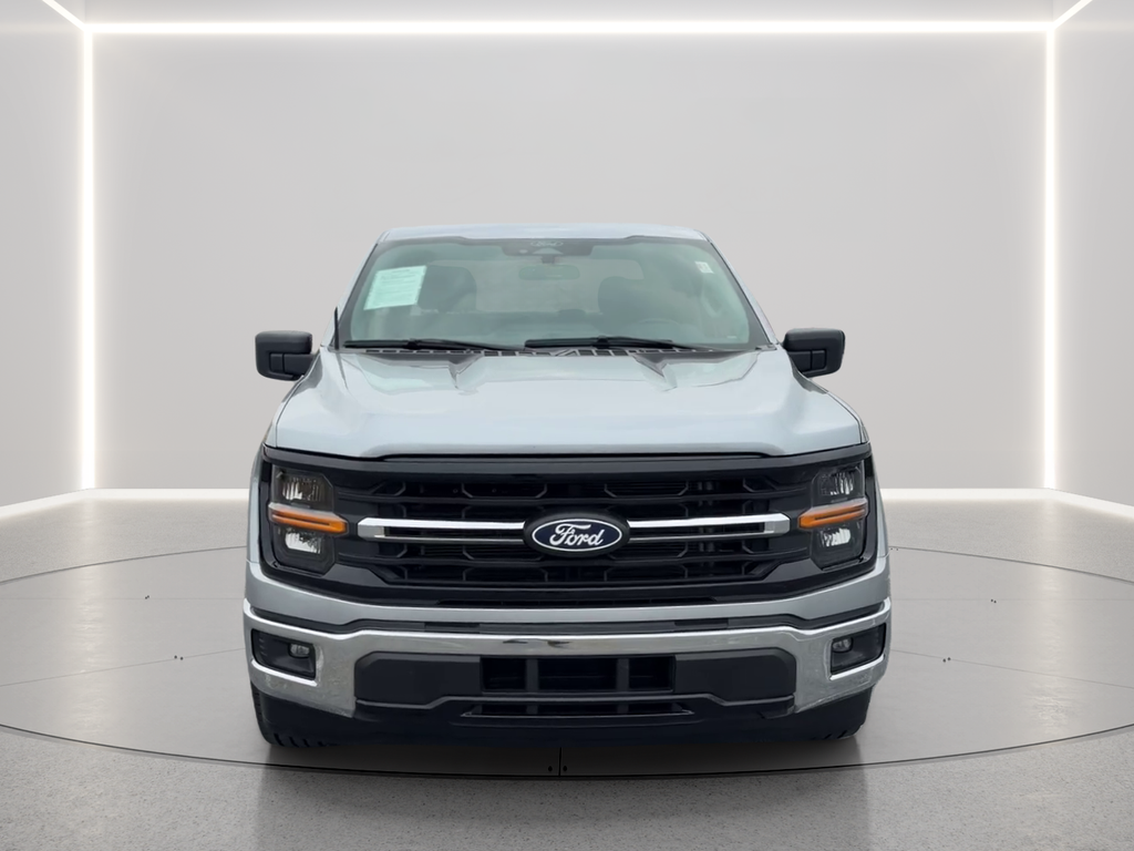 Used 2025 Silver Ford XLT image 2
