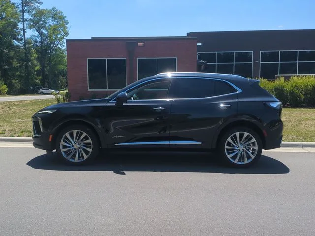 Used 2025 Black Buick Avenir image 10