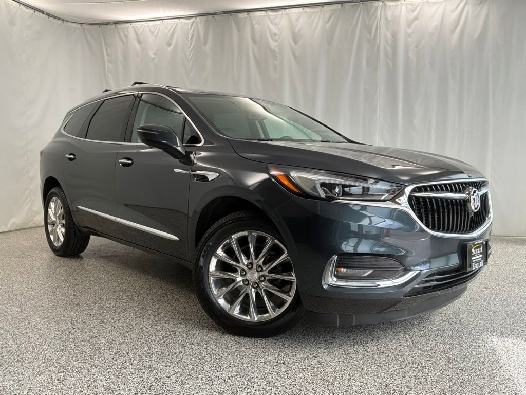 2021 Buick Enclave Essence AWD's photo