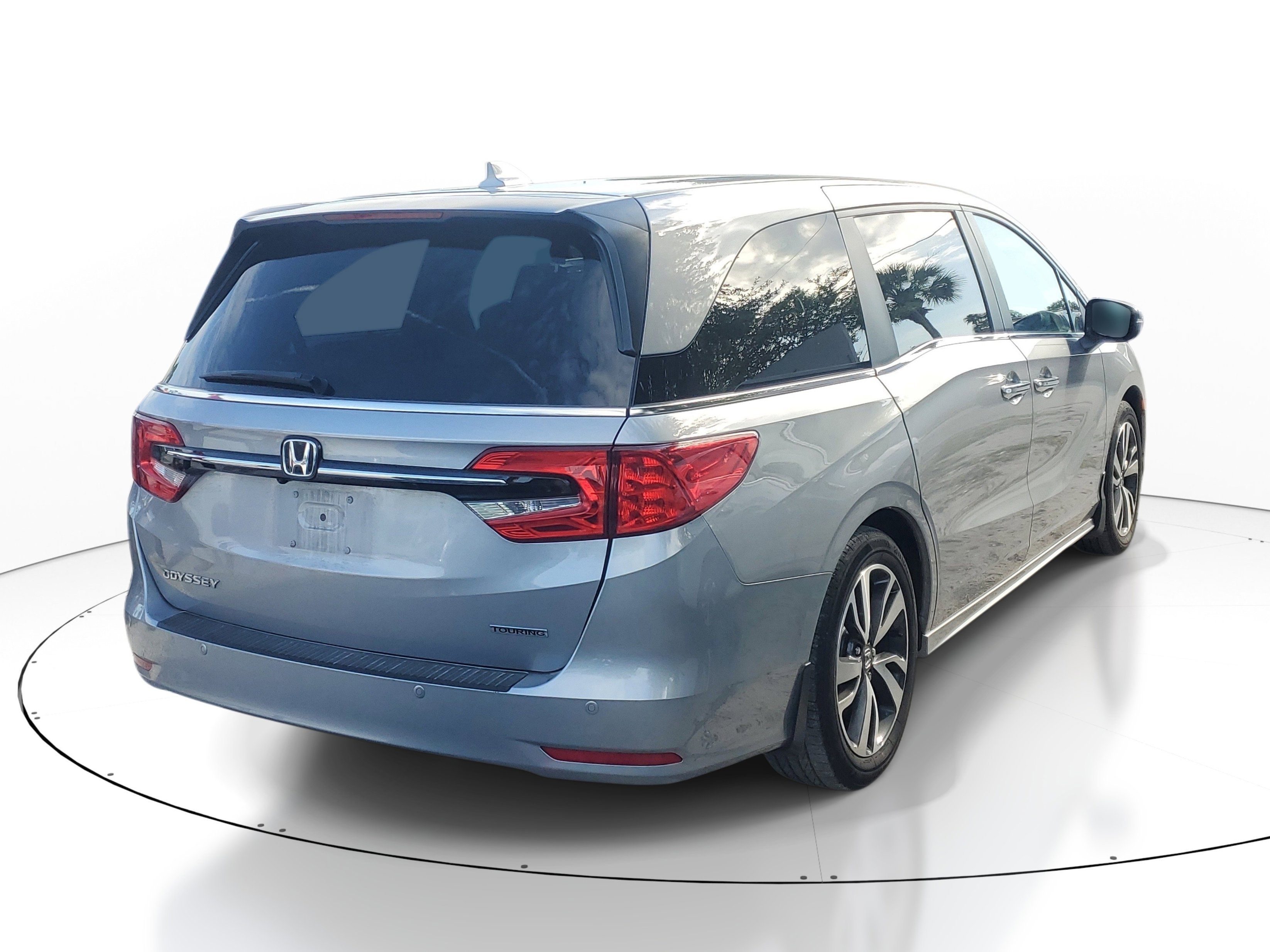 Used 2023  Honda Touring image 6