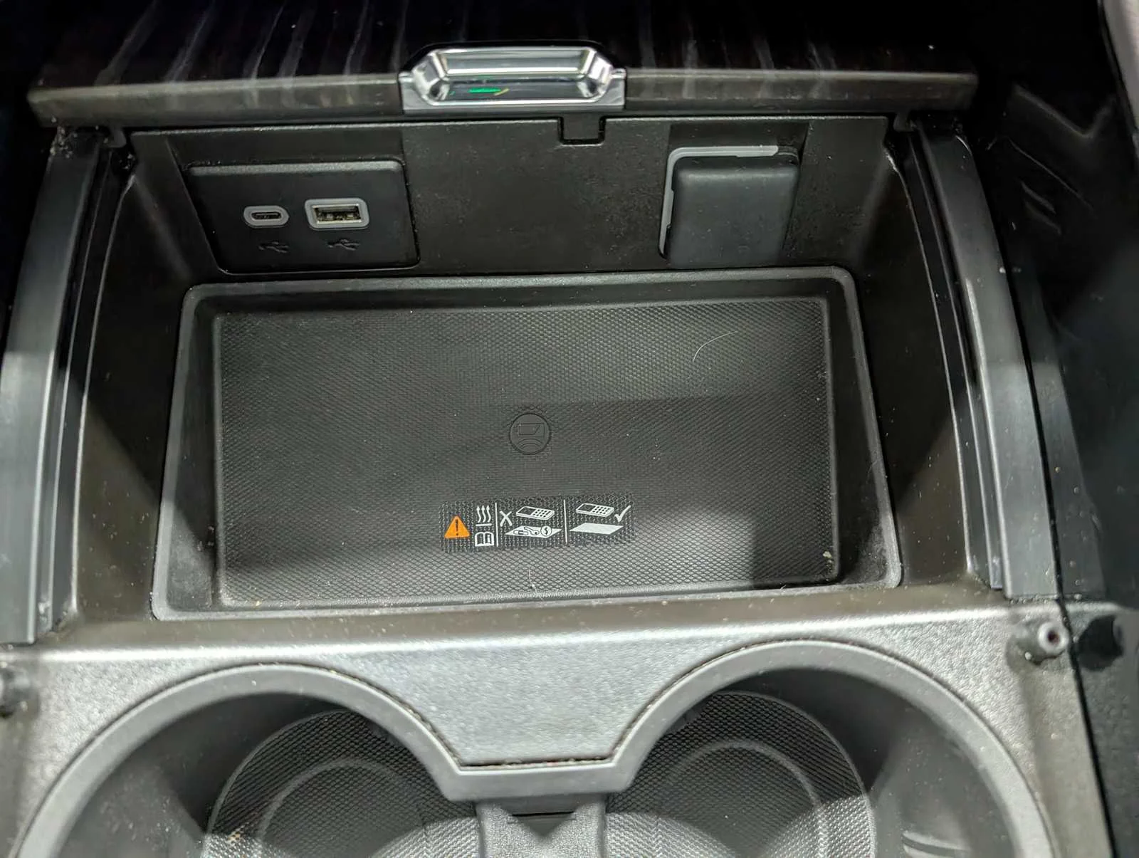 Used 2023 Titanium Rush Metallic GMC Denali image 31