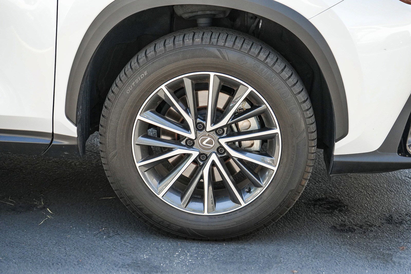 2024 Lexus NX 350 - Photo 9
