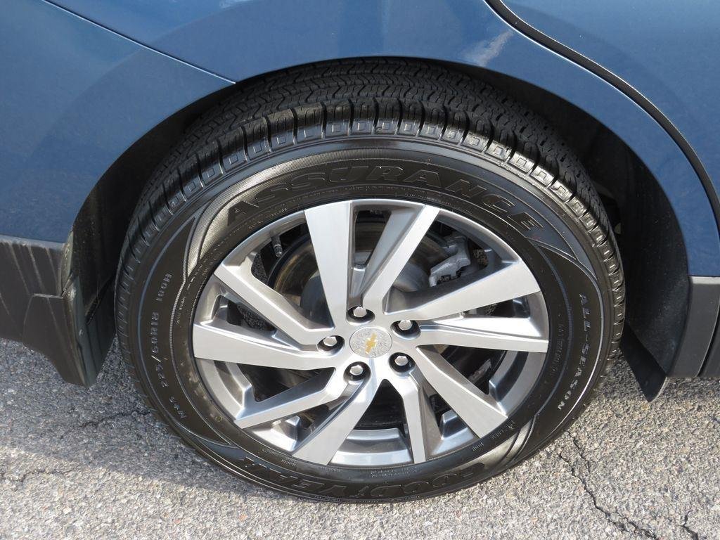 Used 2024 Lakeshore Blue Chevrolet Premier image 14