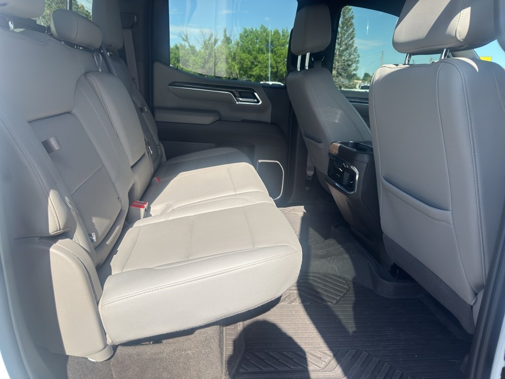 Used 2023 Summit White Chevrolet LTZ image 19