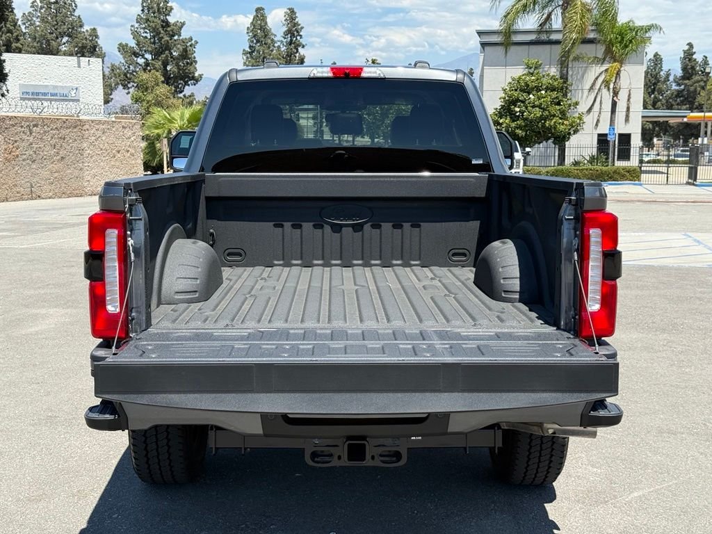 New 2026 Carbonized Gray Metallic Ford F-250® Lariat® image 15