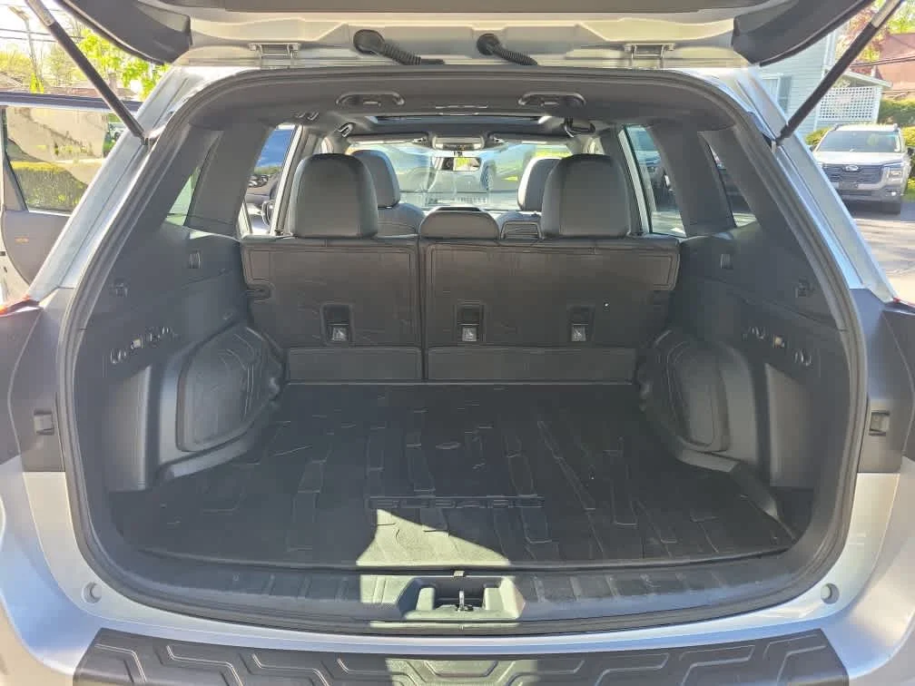 Used 2023 Ice Silver Metallic Subaru Wilderness image 31