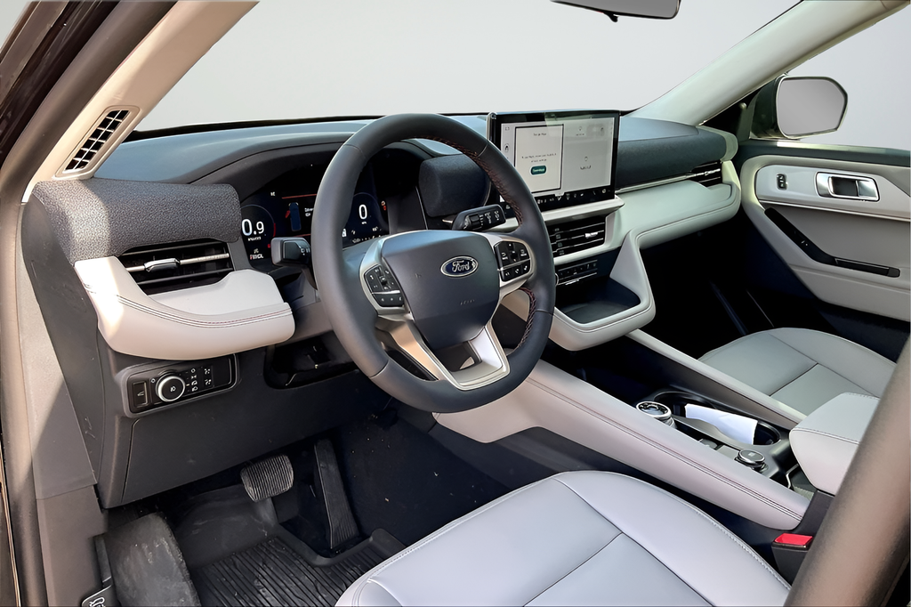 New 2026 Agate Black Metallic Ford Active image 7