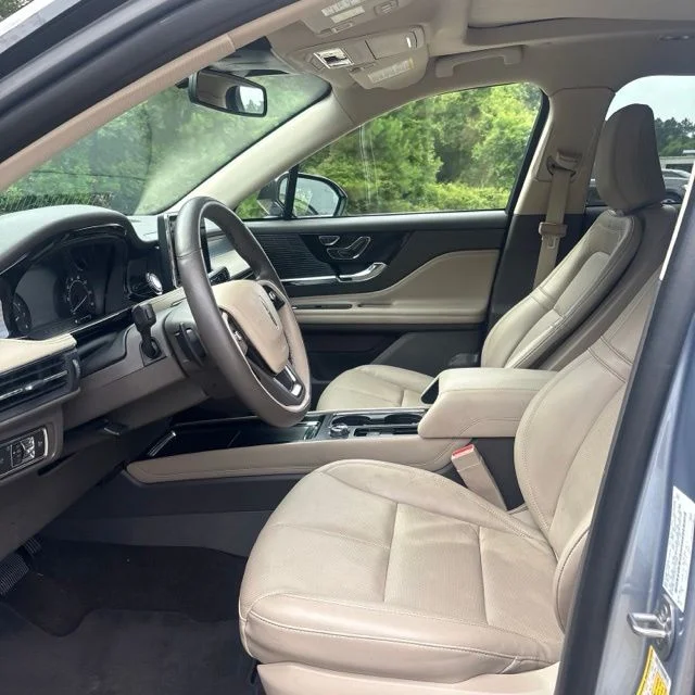 Used 2022 Blue Lincoln Standard image 27