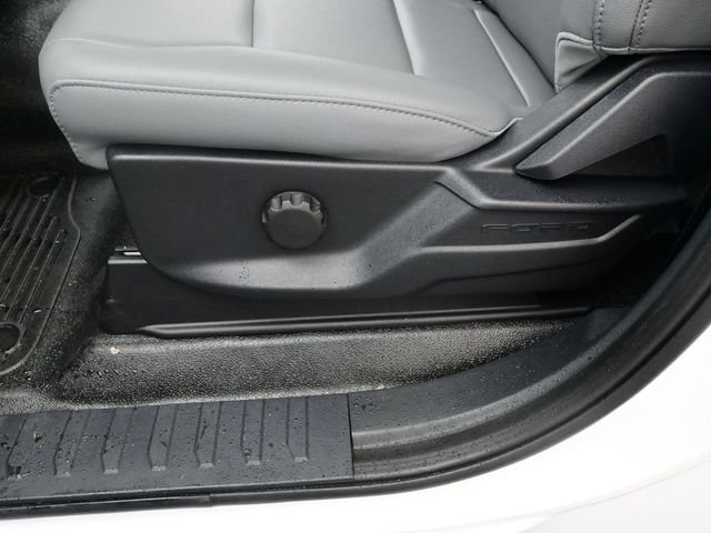 2024 Ford F-450 Super Duty Chassis Cab XL - Photo 10