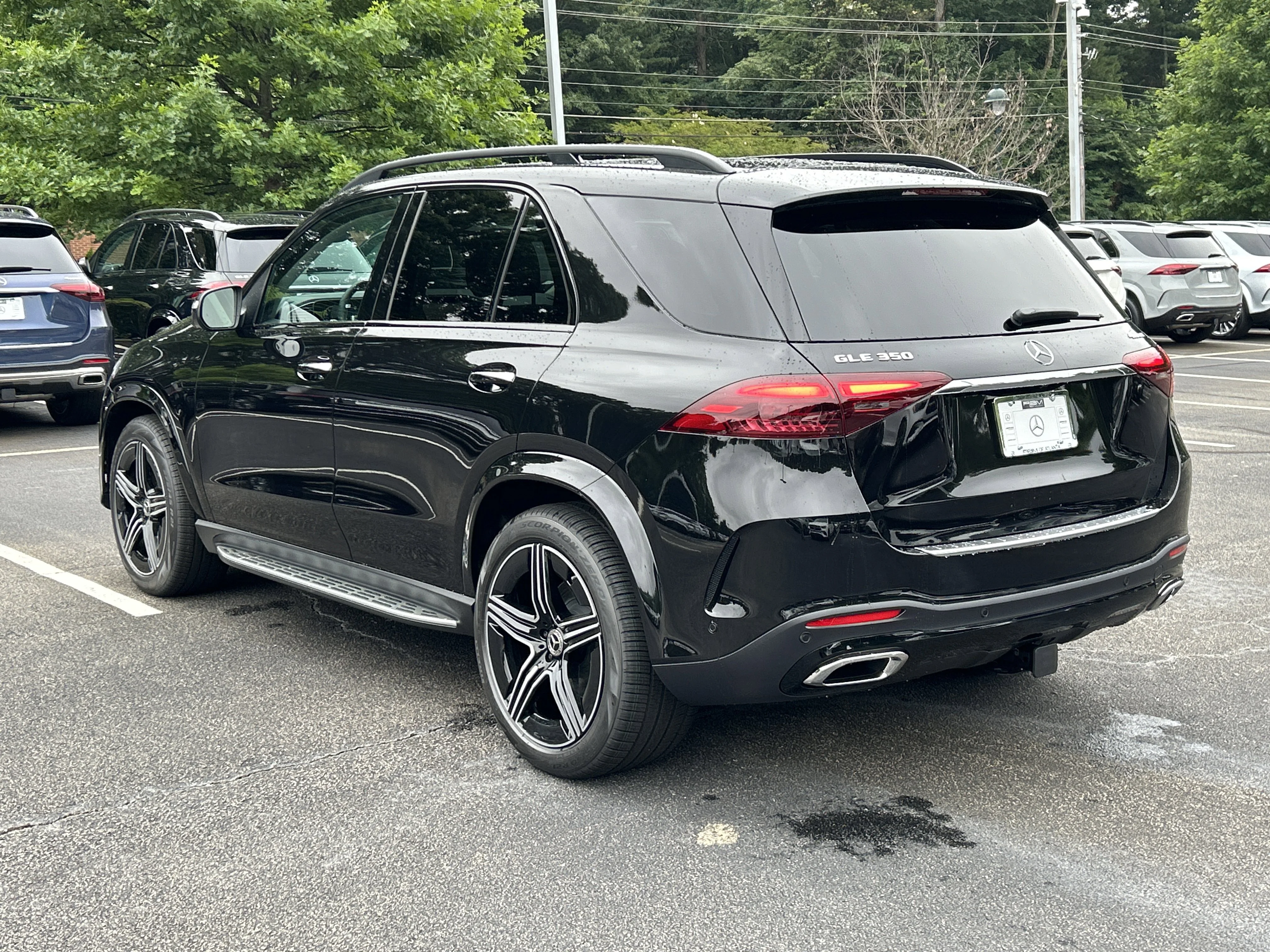 New 2026 Obsidian Black Metallic Mercedes-Benz GLE 350 4MATIC® SUV image 11