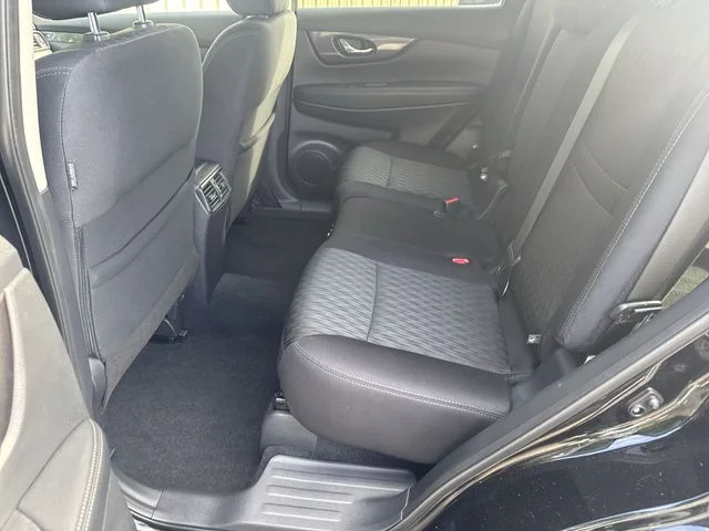 Used 2019 Black Nissan S image 13