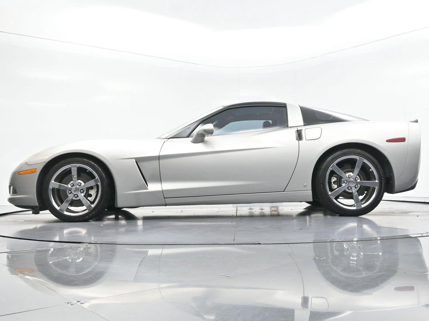 Used 2008 Machine Silver Metallic Chevrolet Base image 44