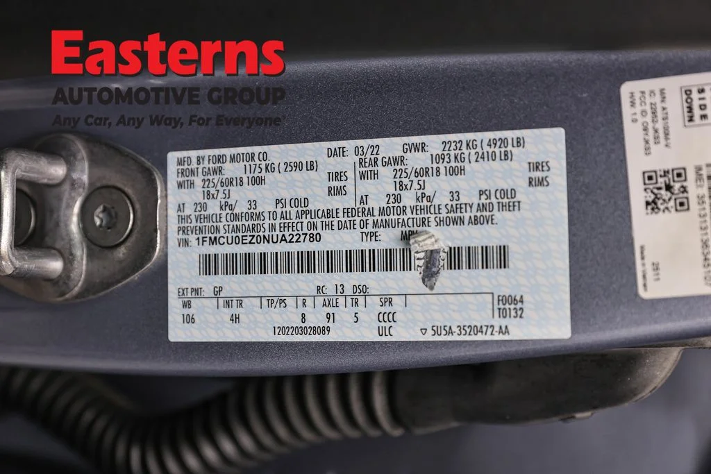 Used 2022 Blue Ford SE image 35