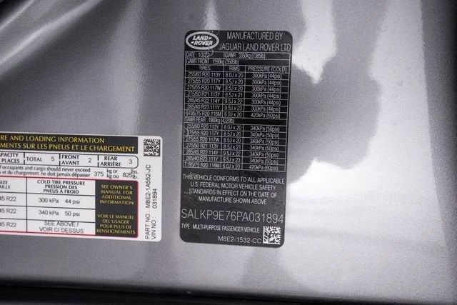Used 2023 Eiger Gray Metallic Land Rover SE image 67