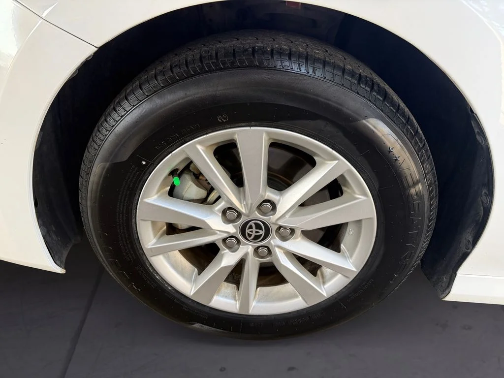 Used 2025  Toyota LE image 9