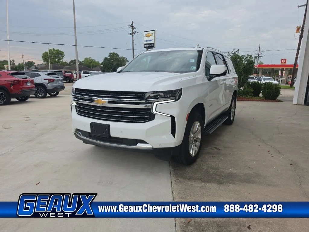 Used 2024 White Chevrolet LT image 3