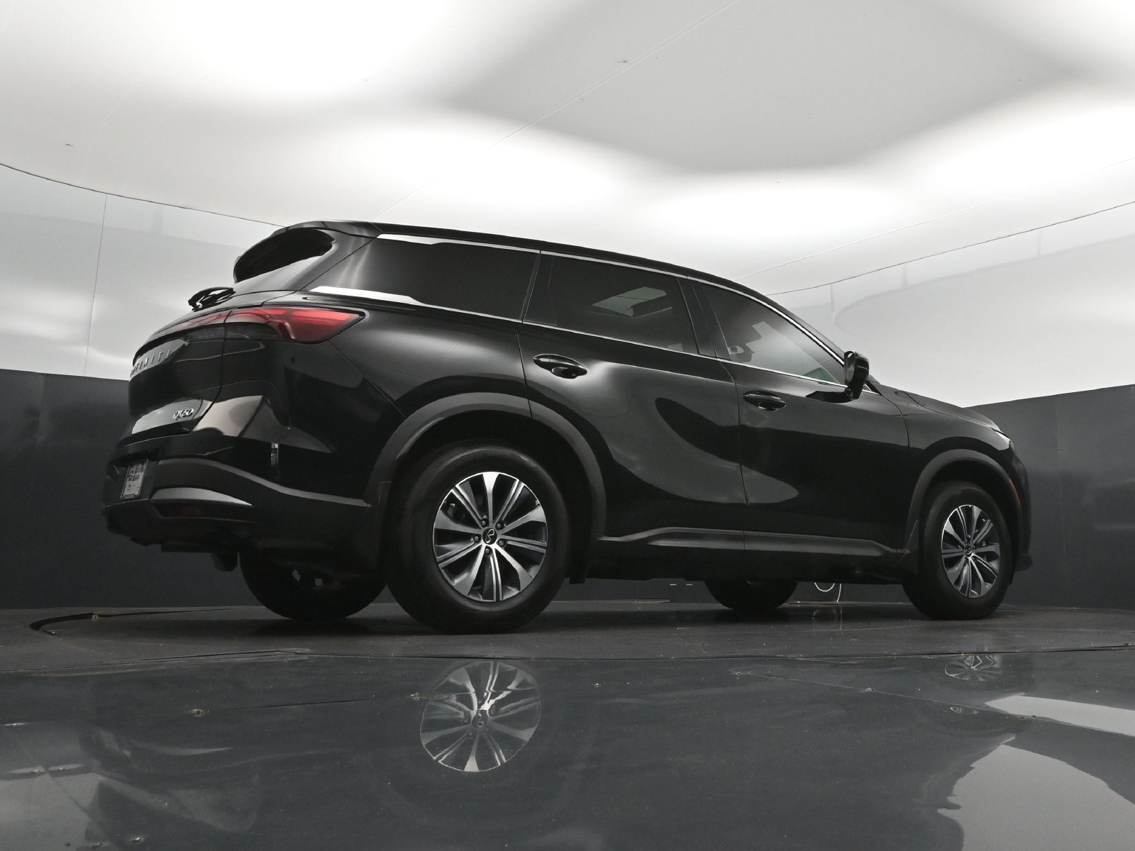 Used 2026 Black INFINITI PURE image 42