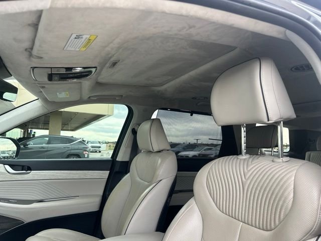 Used 2023 Gray Hyundai Calligraphy image 6