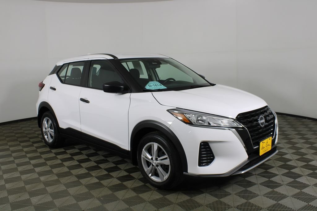 2024 Nissan Kicks S