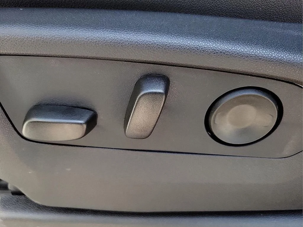 2026 GMC Sierra 1500 AT4 - Photo 15