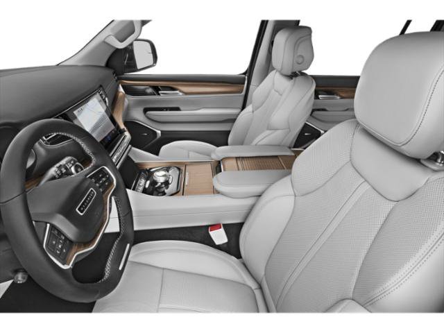2024 Jeep Wagoneer L Series III - Photo 12