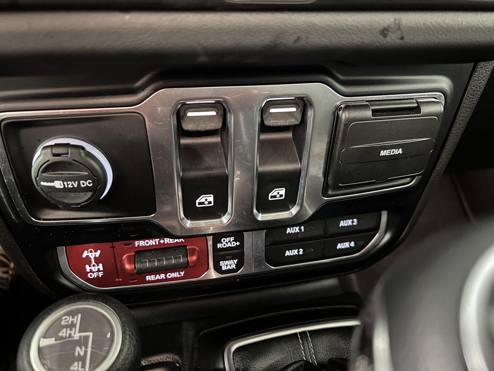 Used 2024 Black Clearcoat Jeep Rubicon image 20