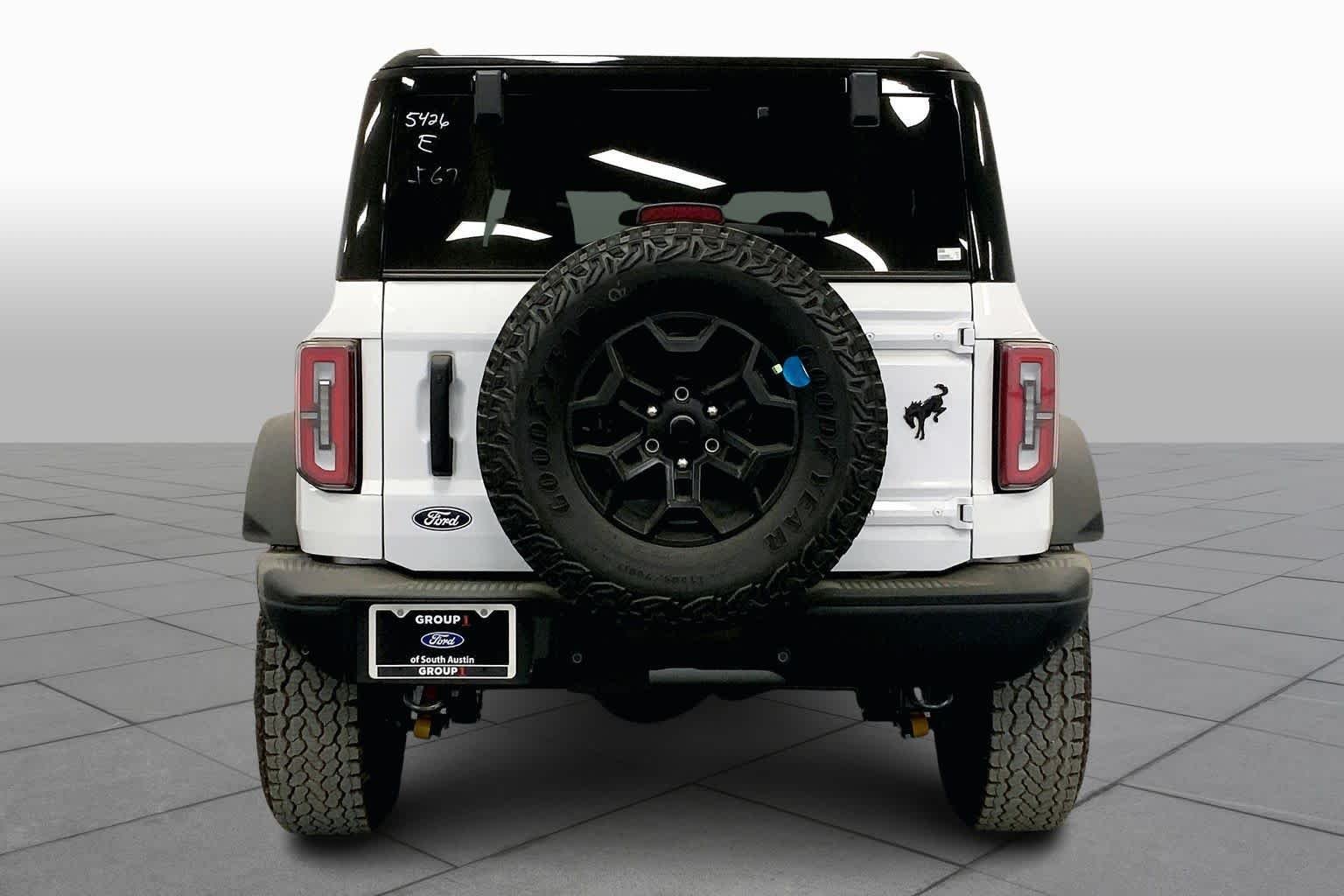 New 2026 Oxford White Ford Badlands® image 4