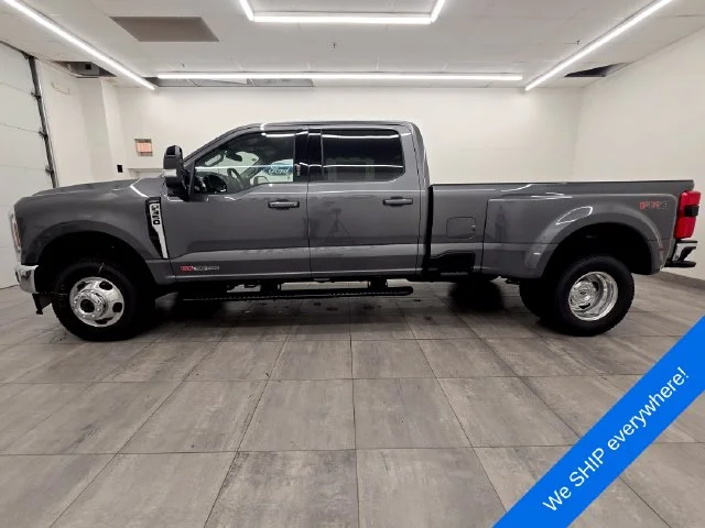 New 2027 Carbonized Gray Metallic Ford F-350® Lariat® image 2