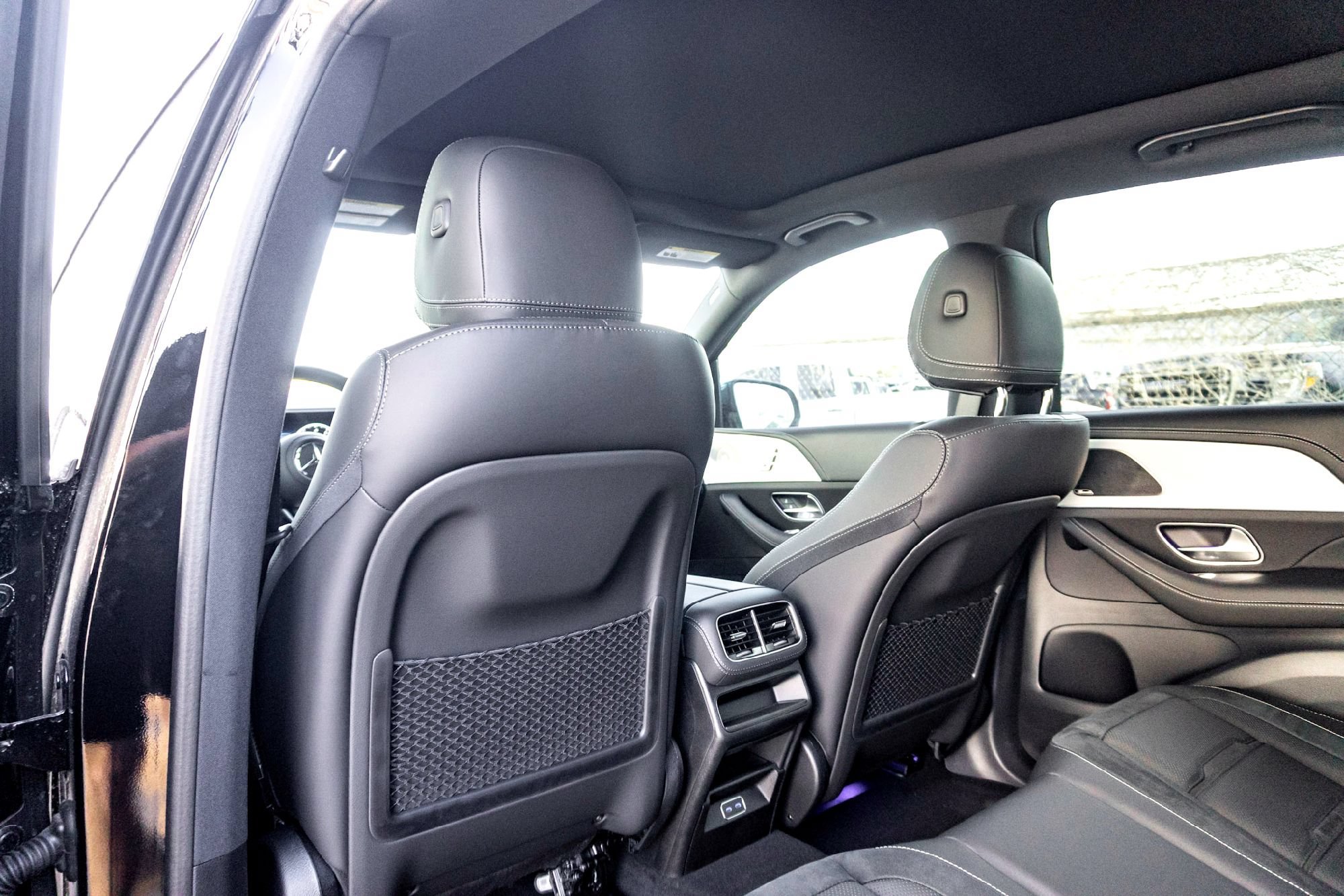 New 2025 Obsidian Black Metallic Mercedes-Benz AMG® GLE 53 4MATIC+ SUV image 44