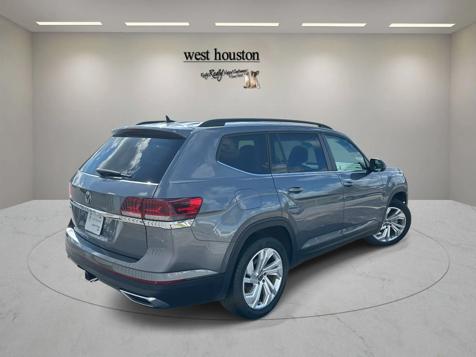 Used 2023 Gray Volkswagen 3.6L V6 SE w/Technology image 5