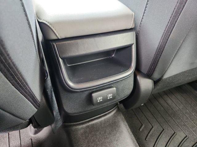 Used 2020  Subaru Premium image 21