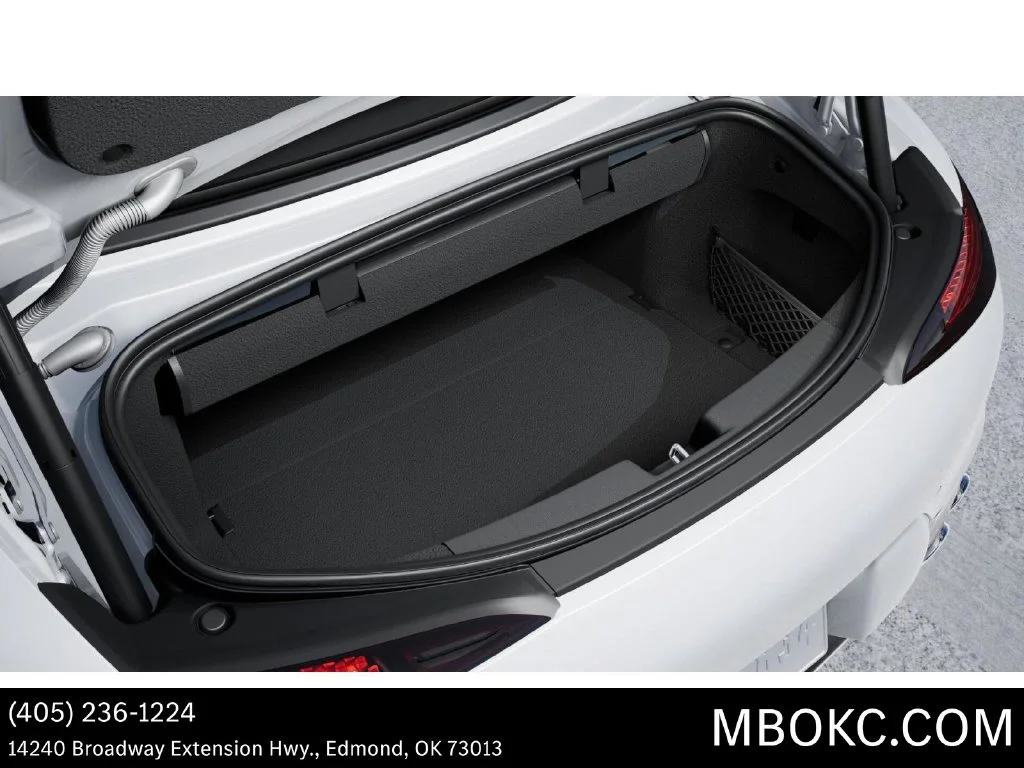 New 2027 MANUFAKTUR Moonlight White Metallic Mercedes-Benz AMG® SL 43 Roadster image 50