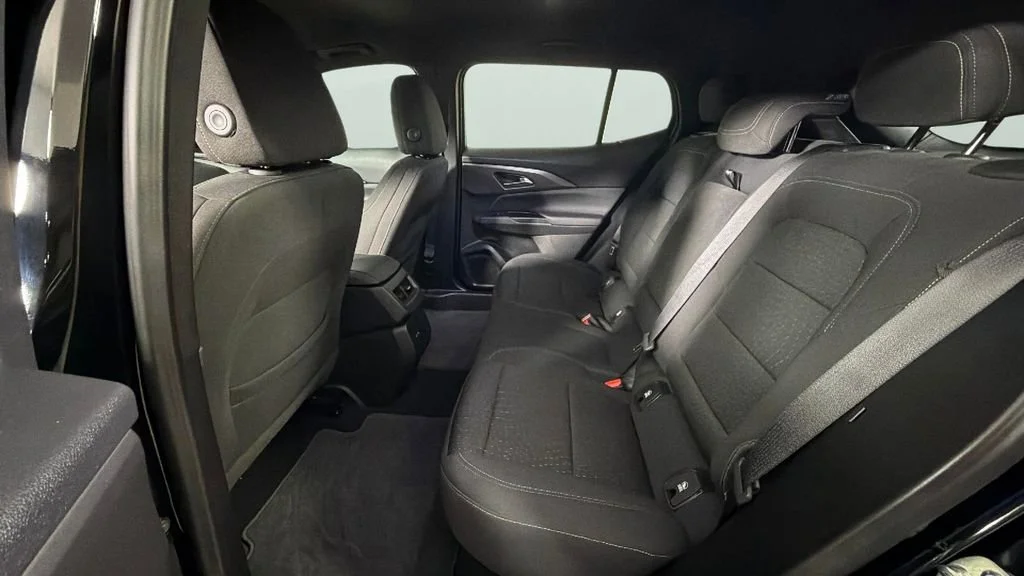 Used 2025 Black Chevrolet LT image 26