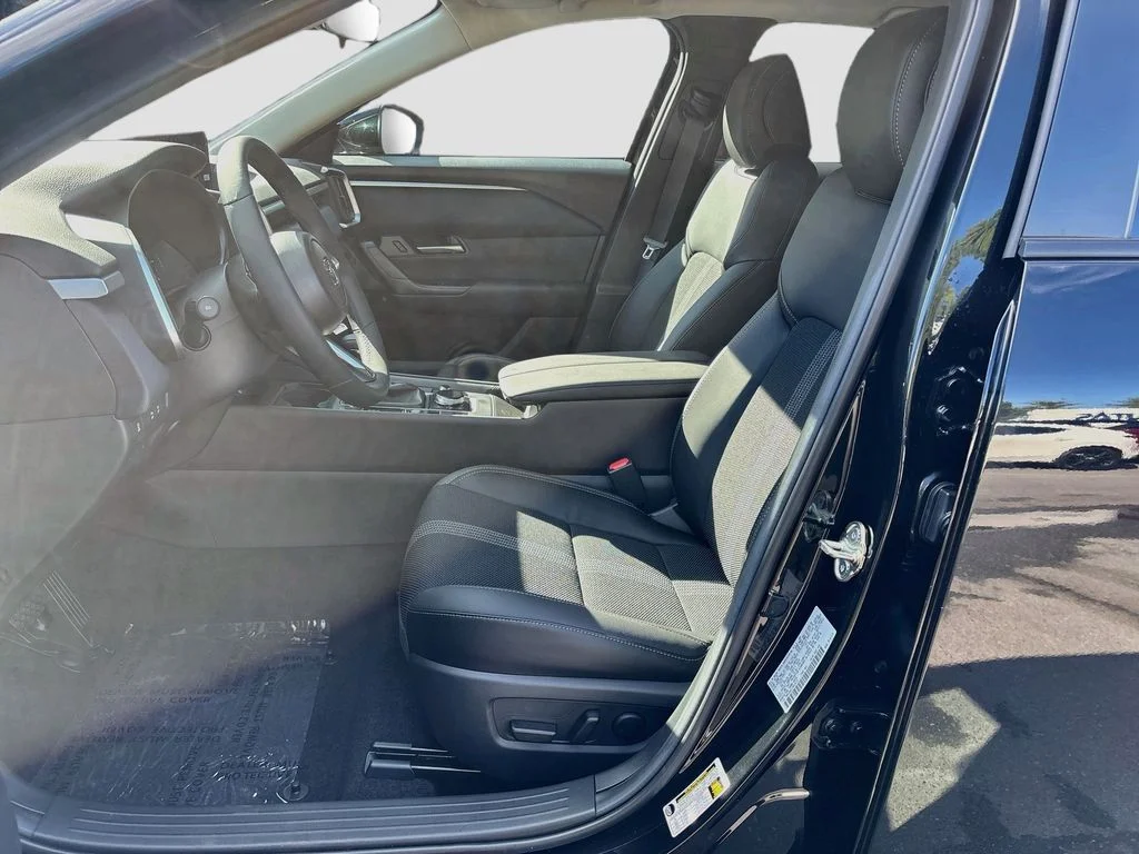 New 2026 Jet Black Mica Mazda 2.5 S Preferred AWD image 22
