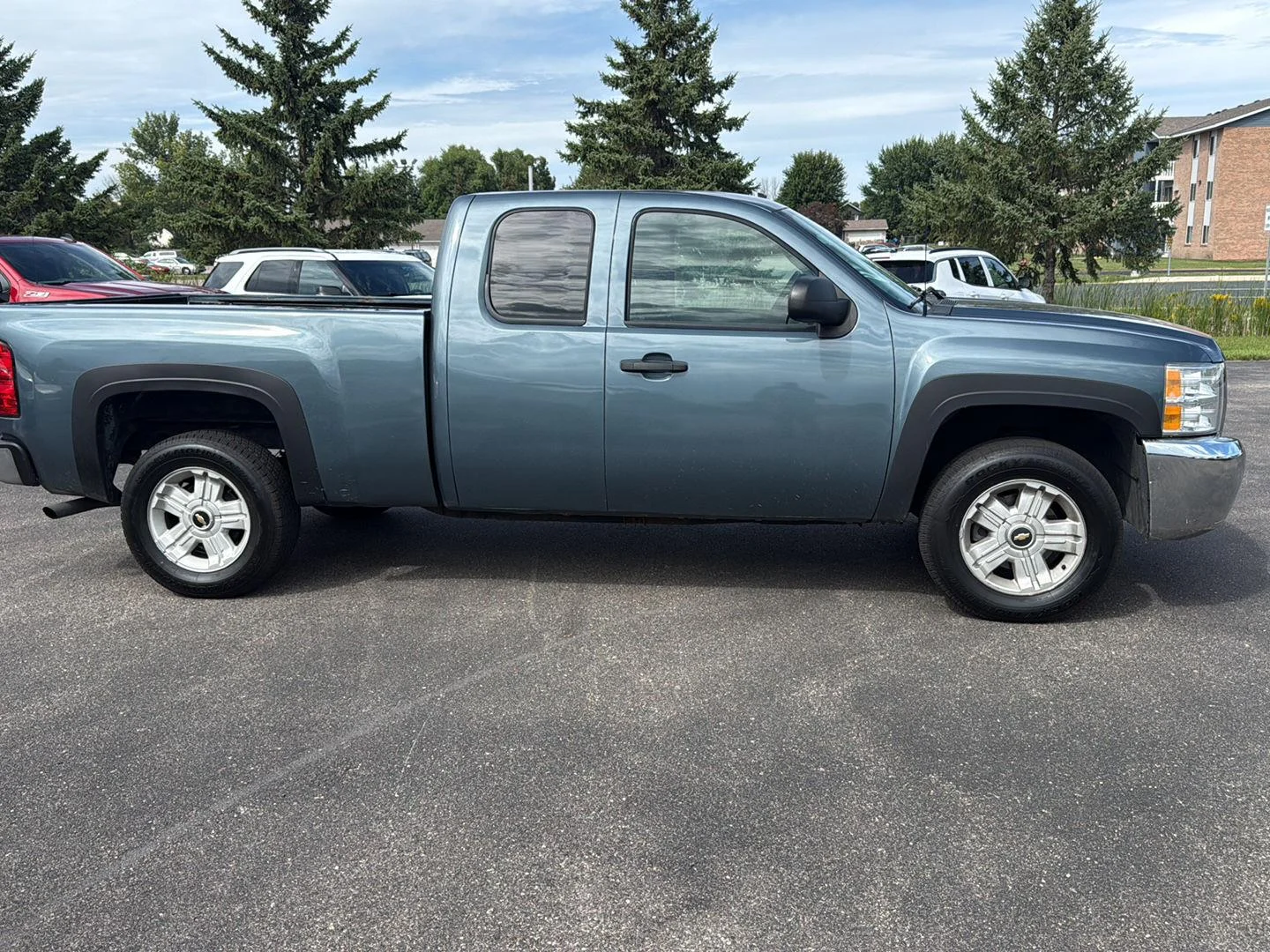Used 2013 Blue Granite Metallic Chevrolet LT image 7