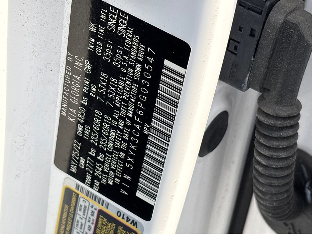 Used 2023 White Kia EX image 16