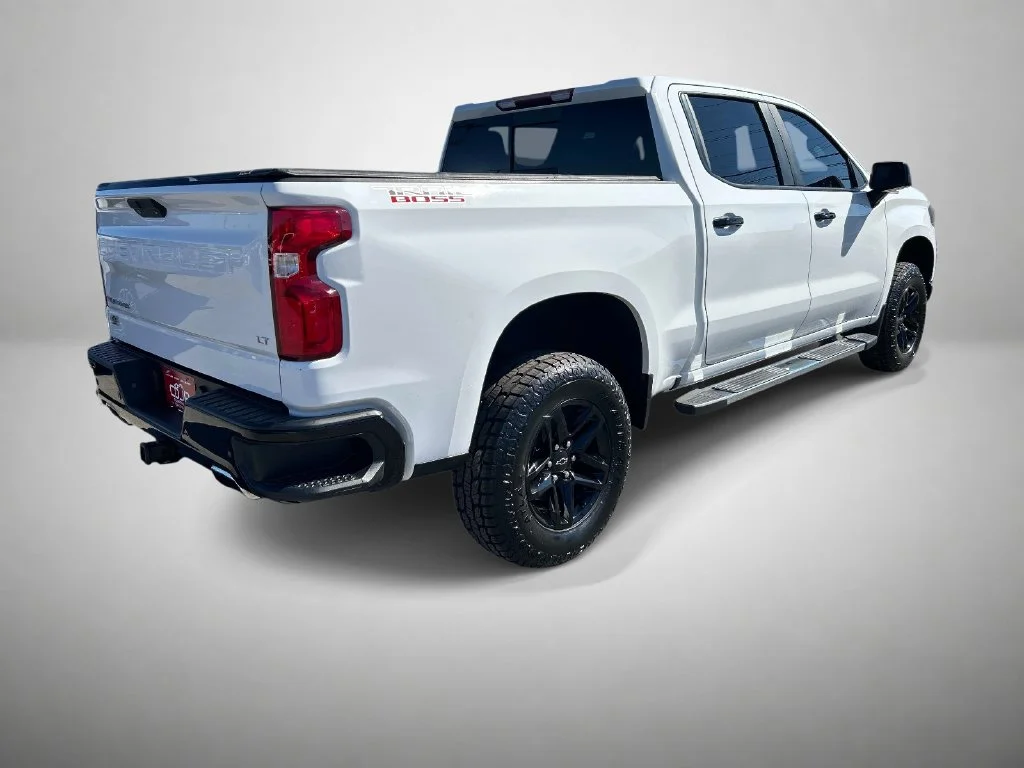 Used 2020 White Chevrolet LT Trail Boss image 3