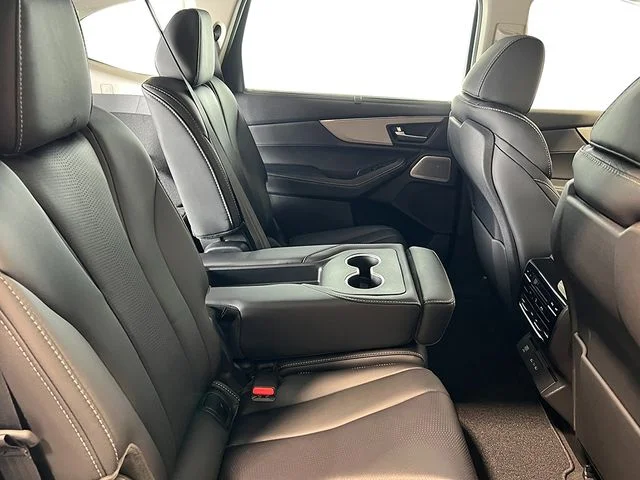 New 2026 Majestic Black Pearl Acura Technology Package image 39