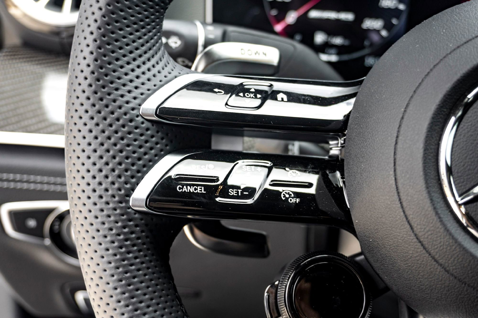 2025 Mercedes-Benz AMG GT 4-Door Coupe 53 - Photo 37