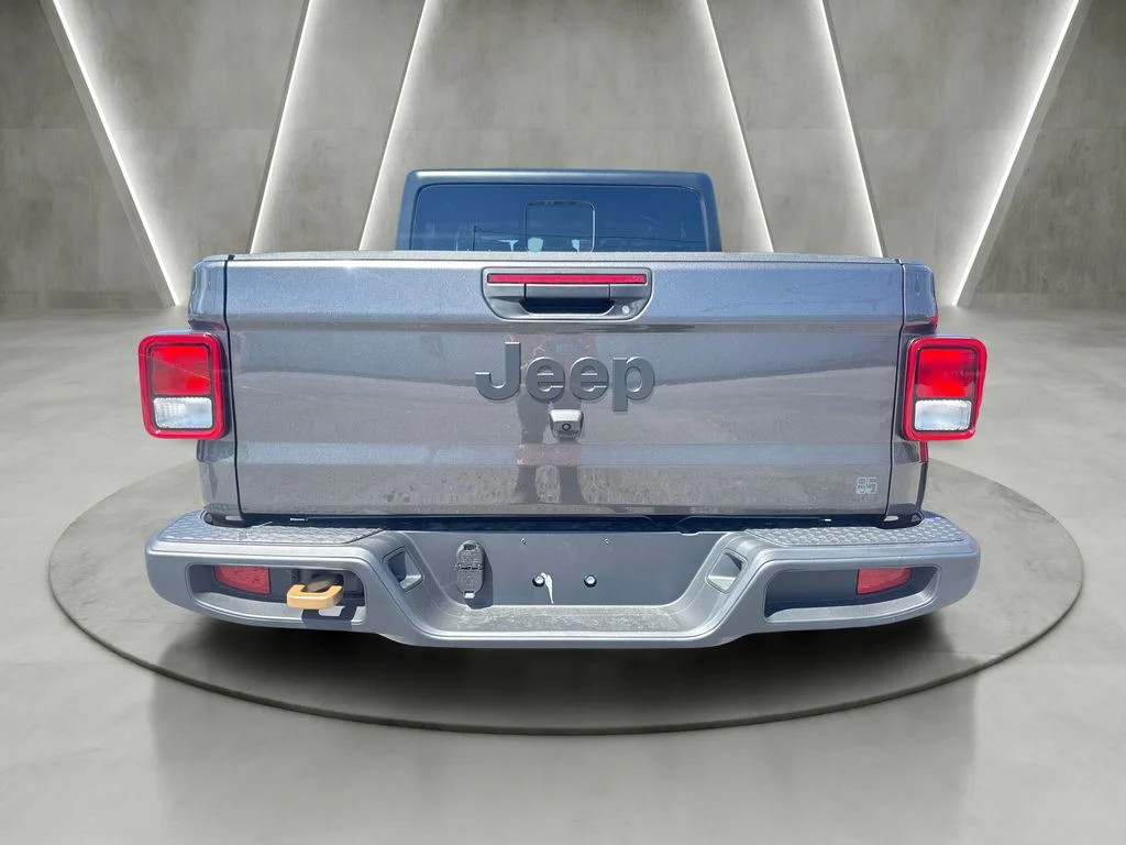 New 2026 Granite Crystal Metallic Clear-Coat Exterior Paint Jeep 85th Anniversary Edition image 7