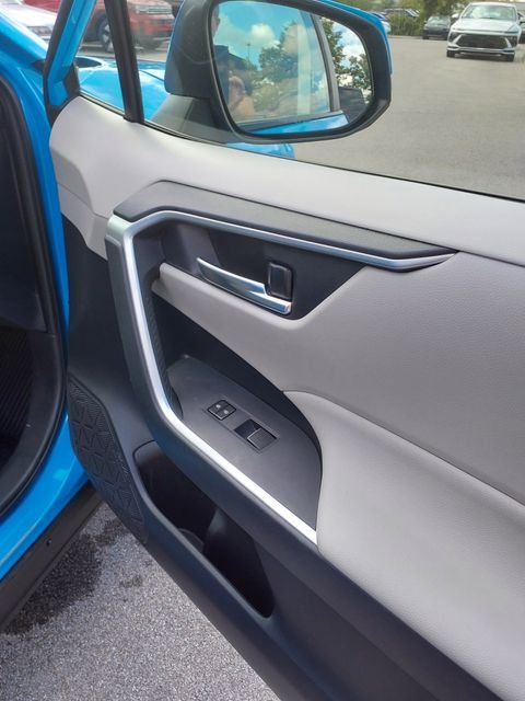 2019 Toyota RAV4 XLE Premium - Photo 23